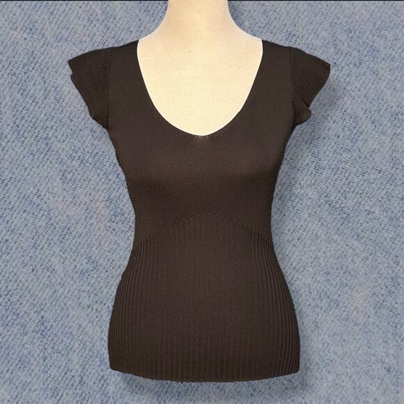 Vintage Ann Taylor LOFT Women’s Black Ribbed Knit Flutter Sleeve Top - Size XS - Picture 3 of 5
